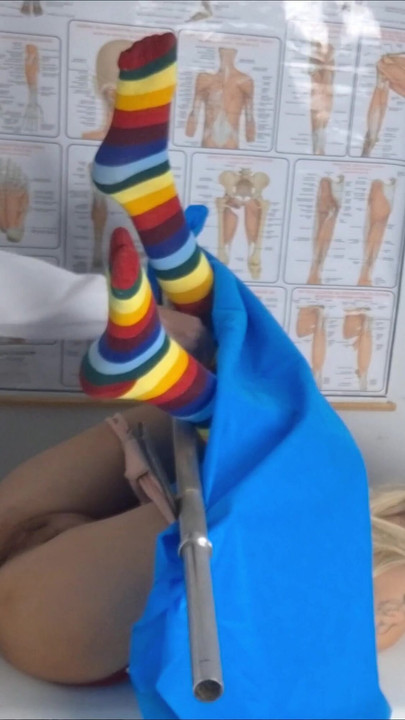 의사와 환자 사이의 긴장은 사정으로 끝납니다! | 클리 2