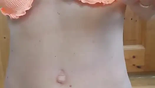 Shaving My Pussy for the Beach