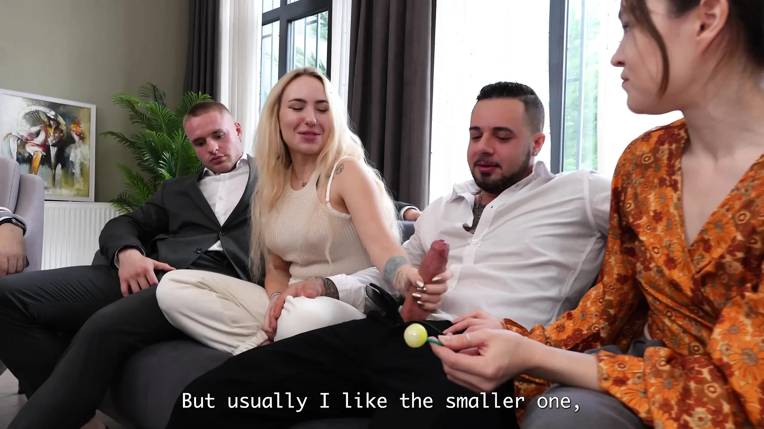 Bella Mur,kira Stone - casting,tattoo