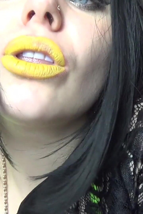Ciuman kuning