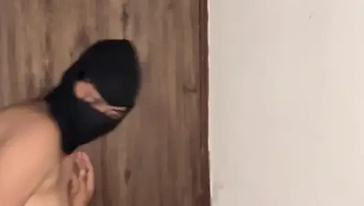 Mauka milte hi padosan ko choda