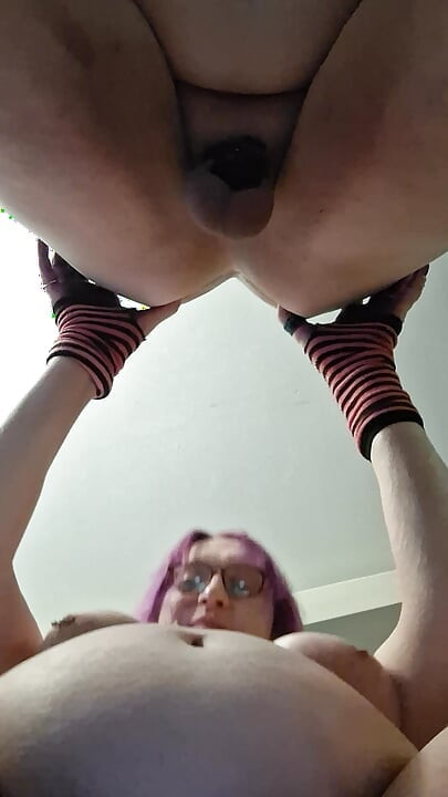 Princess Udders eats Robin Bunny's bun buns