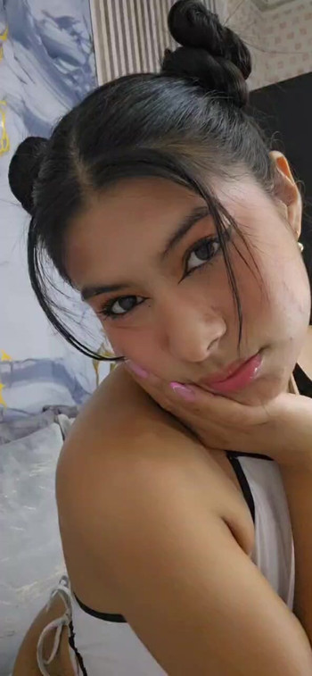 Here you have me for you, you have my beautiful love in love 🥰