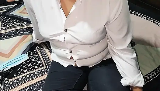 Üvey kız kardeş evde değil, bu yüzden siktim .bölüm 01