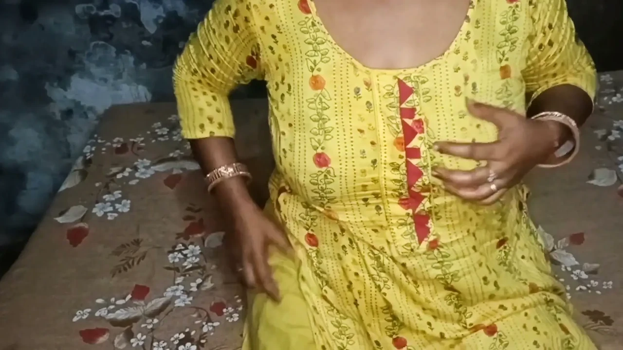 Lovely Stepsister Losing Her Virginity for the First Time. Very Sore Hardcore Sex. Sex Involving a Village Girl