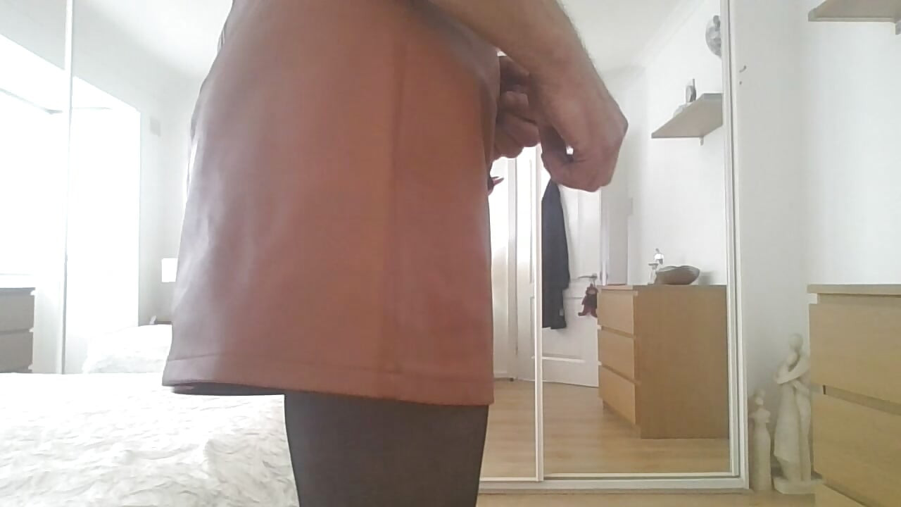 sexy leather crossdresser