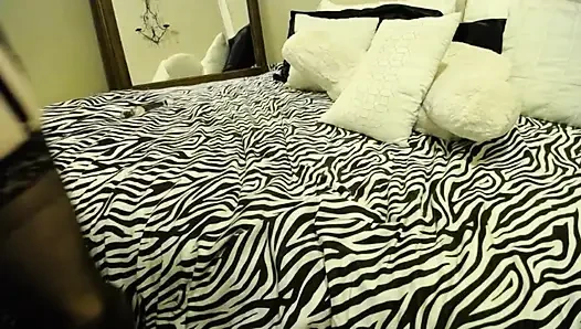 Buttplug stepmom fucks herself with BWC and then fucks her ass with glass dildo