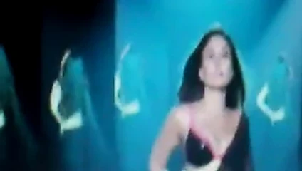 Moaning & dirty Talking On Kareena Raand