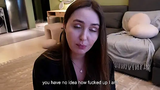 Одинокая мачеха готовит ужин для пасынка, затем умоляет его трахнуть ее