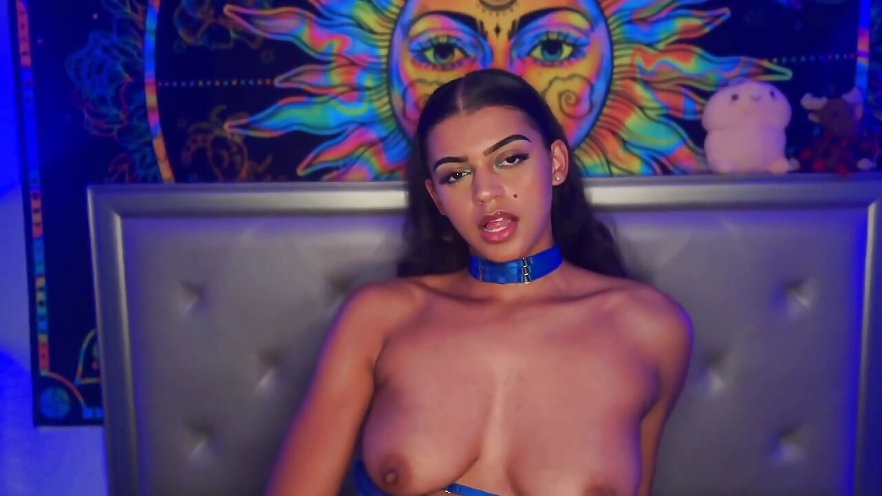 Ebony Beauty Comes Over for Some BBC Pounding