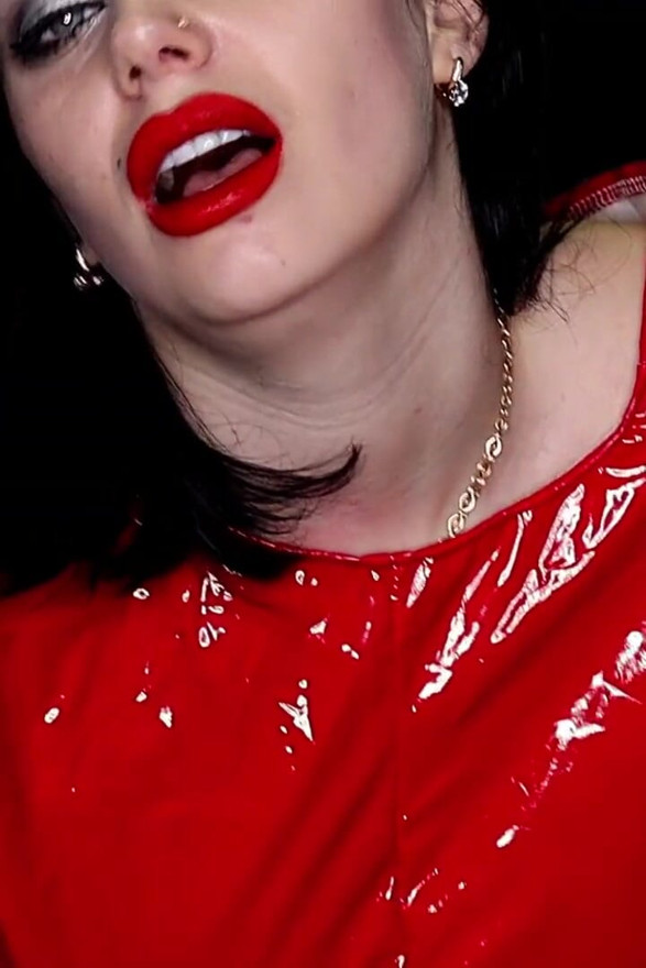 Red lipserizing with JOI