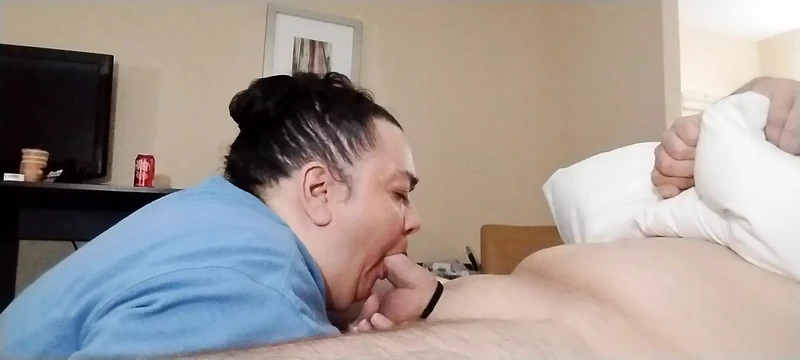 I love sucking cock