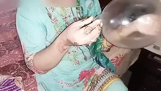 Choti Didi ne condoms ko he balloon Samaj liya or condom ka sath khalnay lagi (LITTIL STEPSISTER AND STEPBROTHER)