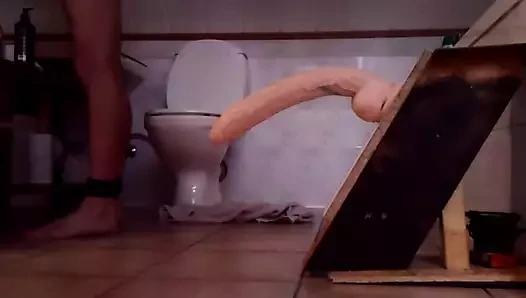 Derin yapay penis kahrolası üzerinde rambone