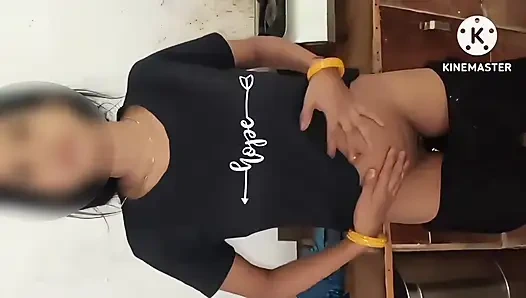 Sezon 111. Hintli ev hanımı mutfakta sikişiyor