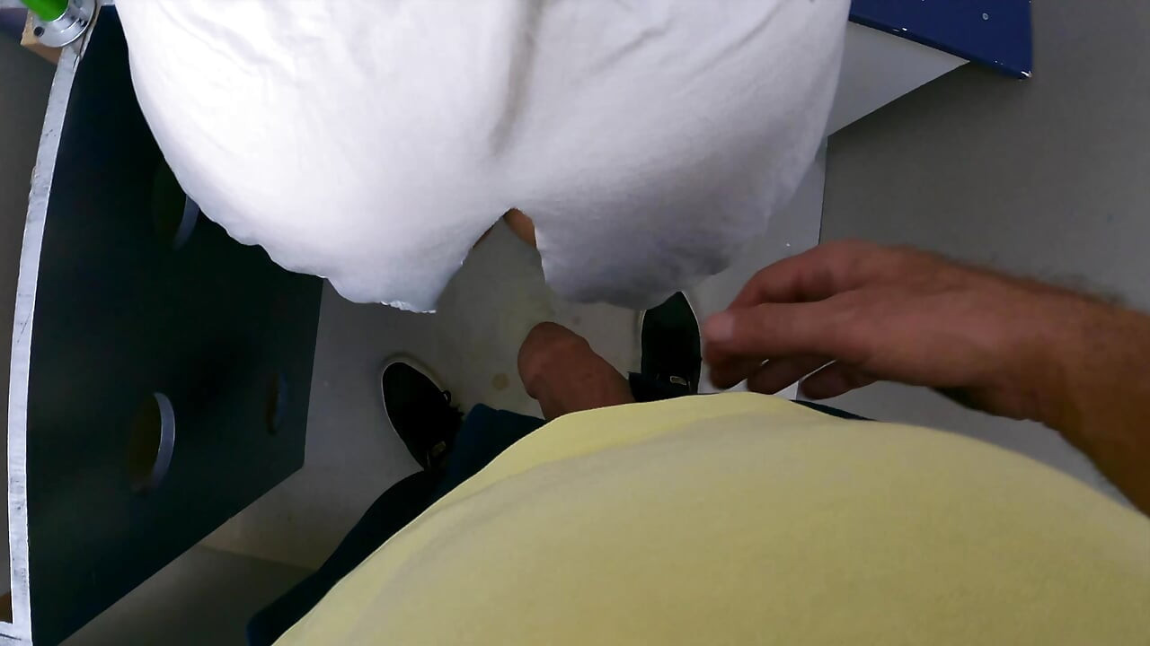 Άγνωστη γυναίκα με πείραξε στο τρένο, αγγίζοντας και τρίβοντας