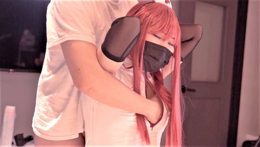 Hentai cosplayer massagem no peito por trás, motosserra makima enfermeira, japonês anime cosplay parte.