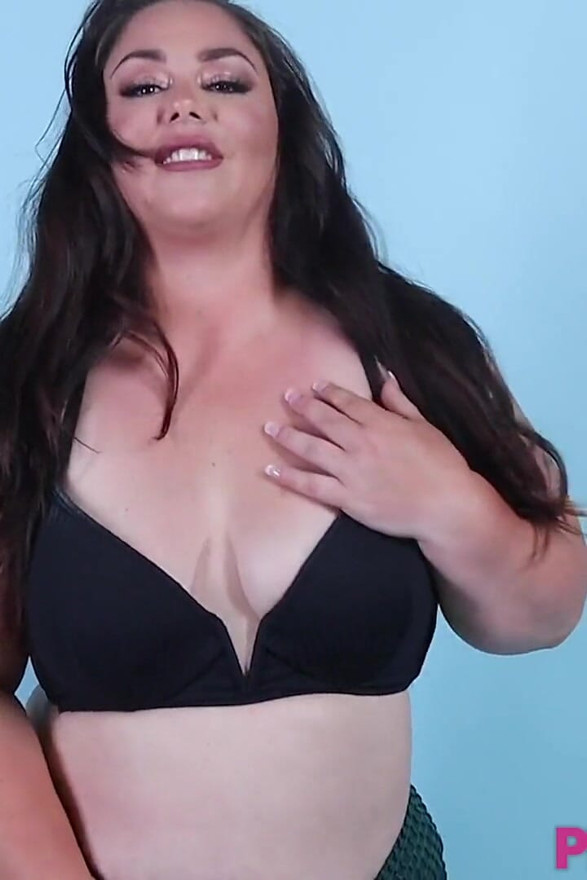 Big Booty Plumper Vanessa London Fucks Bwc