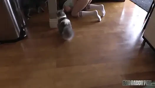 Bad POV - Stepdaughter's Shocking Discovery, He Caught Him Masturbating to Her Photosmily!