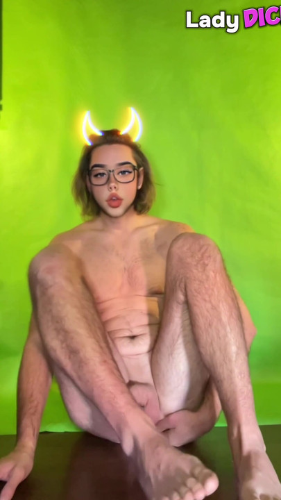 Trenutak koji morate vidjeti iz "Lady Dick uljepšaj si dan, ja i moj mali brat"