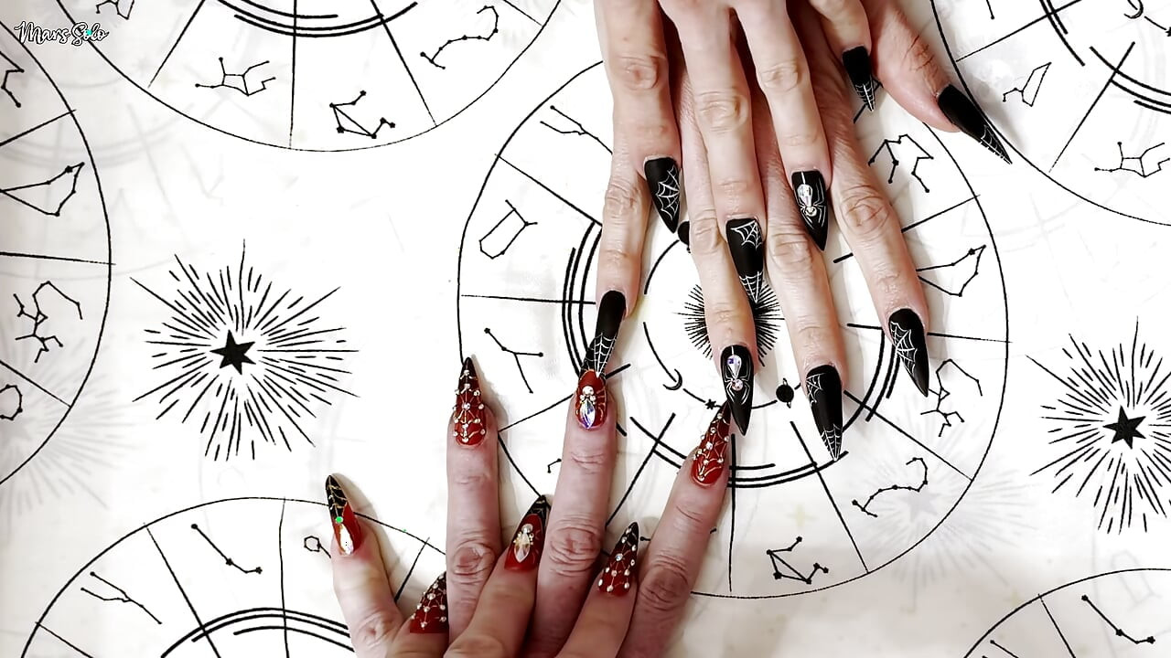 Fingernegl ASMR - Hypnotiserende fingerbevegelser, neglklapping og hånduttrykk