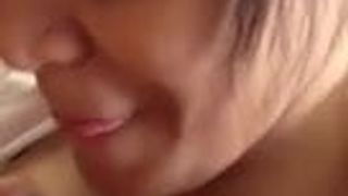 Красивая азиатская любительская сиська в любительском видео