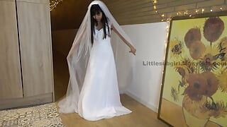 吸血鬼の花嫁フェラチオ&ツバメ兼 - 4K