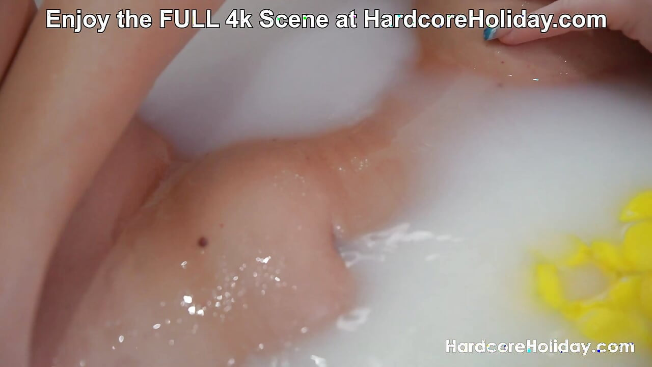 Eu sempre quis chupar o camera man! Candice Demellza para HardcoreHoliday