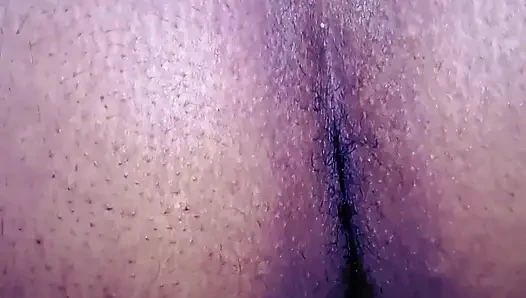 MEMEK ISTRI NAKAL INI BERBAU SPERMA HANGAT