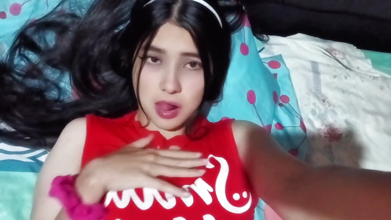Porno glumica radi video poziv sa fanom iz Kolumije