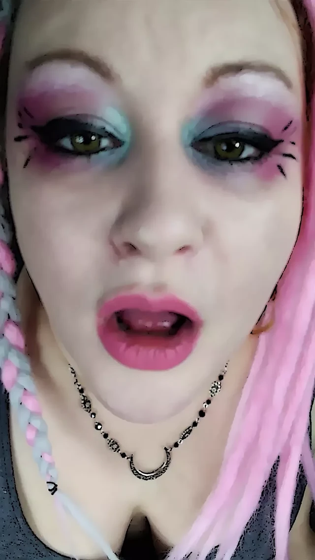 Cocksucking Lip warm ups for sissy boys – Follow along