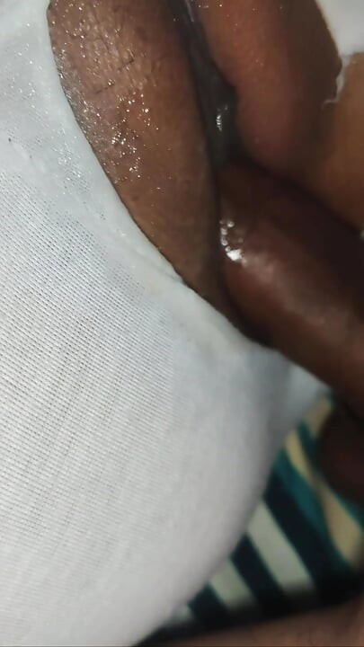 Bhabhi ki hard chudai kardi reel banane ke bahane me