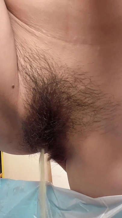 mijando diversão hana não pode esperar por xixi fora que se sentem tão bem | Clipe 1