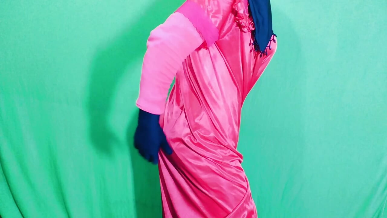 The leader took off all my clothes and caressed me, I felt great pleasure