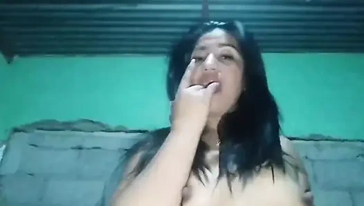 Латина-брюнетка С Большой Задницей В Конечном Итоге Мастурбирует, Заставляя Тебя Кричать От Удовольствия