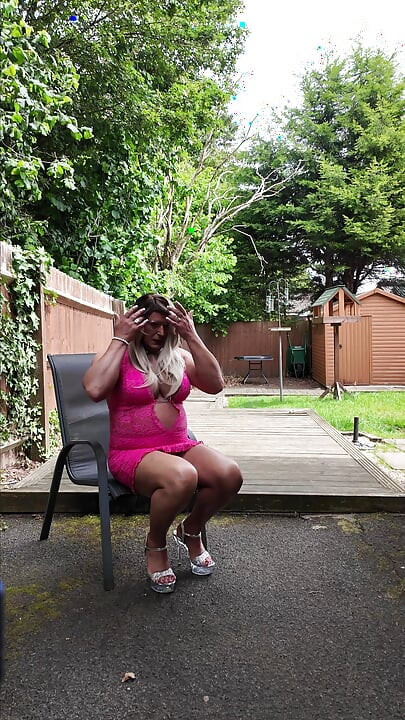 Sexy Crossdresser kellycd2022 in my pink dress and heels