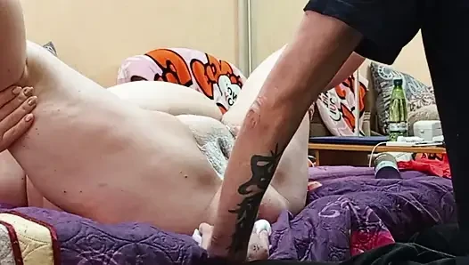 Shaved Mother-in-law's Pussy Then Did Fisting Before Squirting