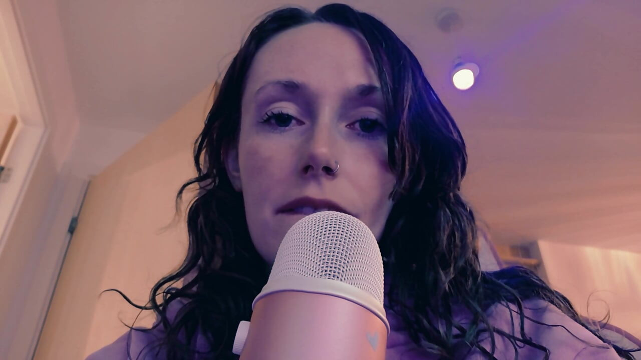 Femdom Spit Asmr Ενυδάτωση Ταπείνωση, η θεά σε προστάζει να καταπιείς, Asmr