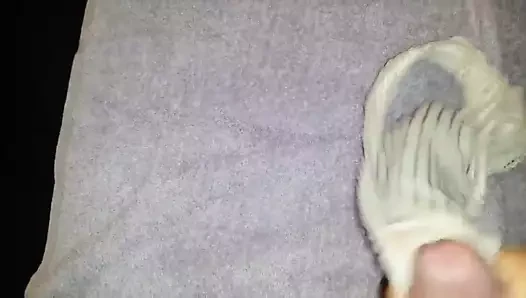 Güzel kokulu bir tanga içinde cumming