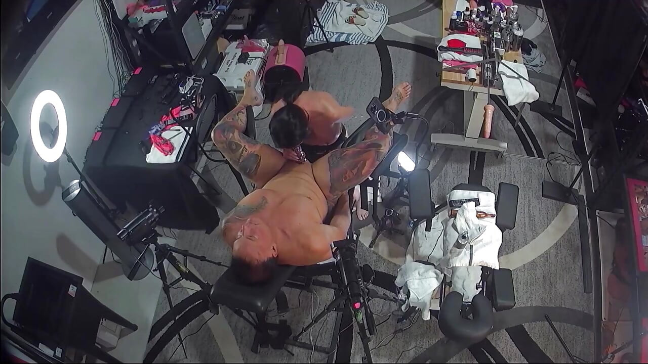 Cinta-caralho stories - faça ele gozar com seu cu - pegging