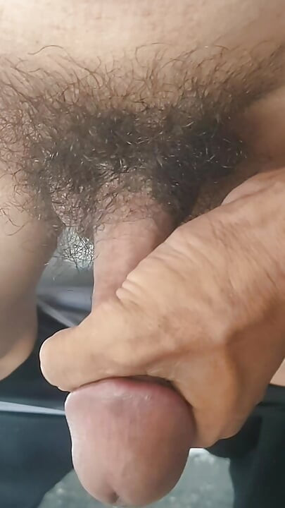 Muscular cock crot cum