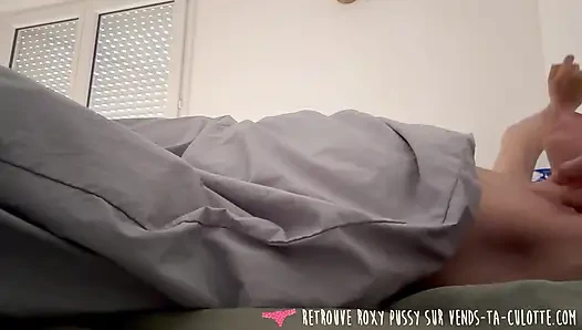 Vends-Ta-Culotte - POV: твоя подруга хорошенькая принцесса, для которой ты - покорная рабыня