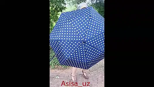 Muslim Woman Gives Head in City Park, Takes off Panties and Pees,shows Her Pussy.