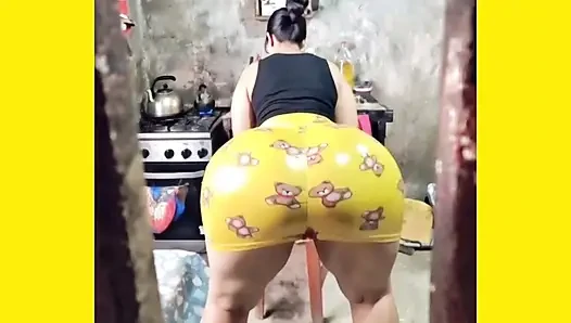 She dances well slutty with her yellow skirt
