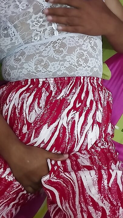 Bangladeshi Viral Bhabi Homemade Video with Fingering Pussy part 01