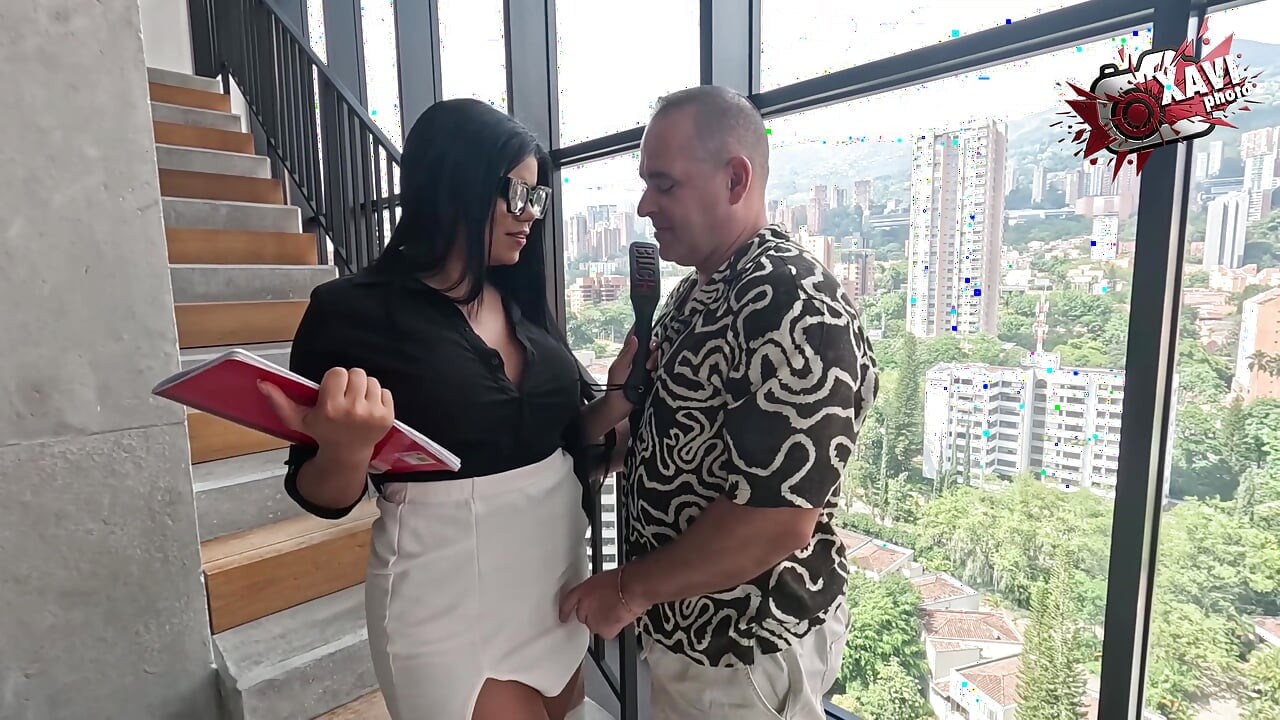 Her First Anal Ever Filmed - Rosxana Gutierrez Smash It!