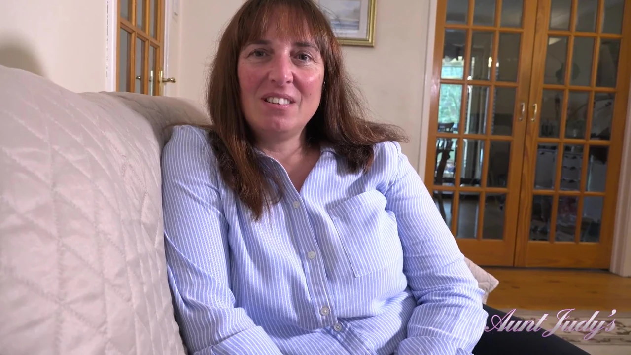 Auntjudys - Your Busty Landlady Ruby Cattrall Sucks Your Cock