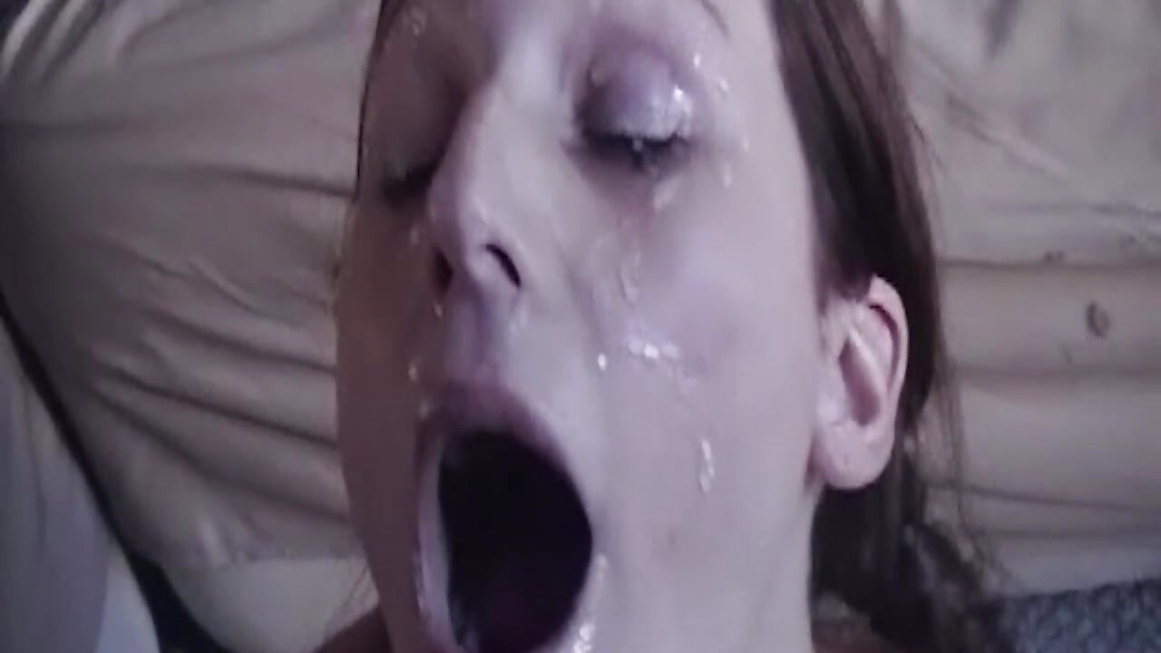 Brunette MILF Gives Sloppy Wet Blowjob with Dripping Saliva