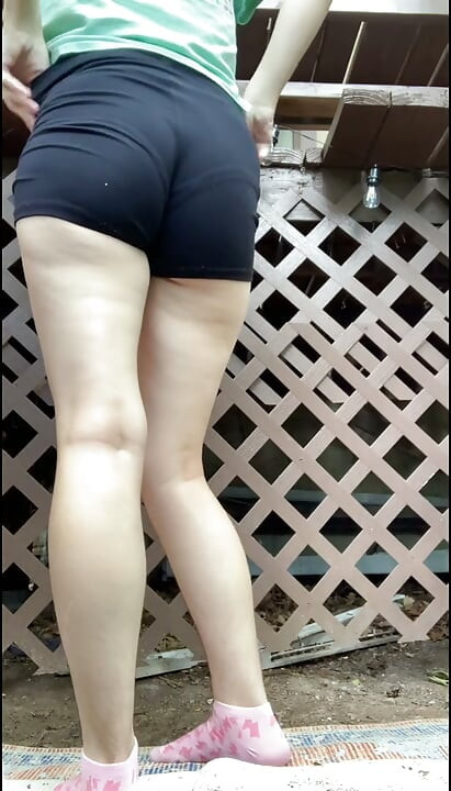 Outdoor Pee