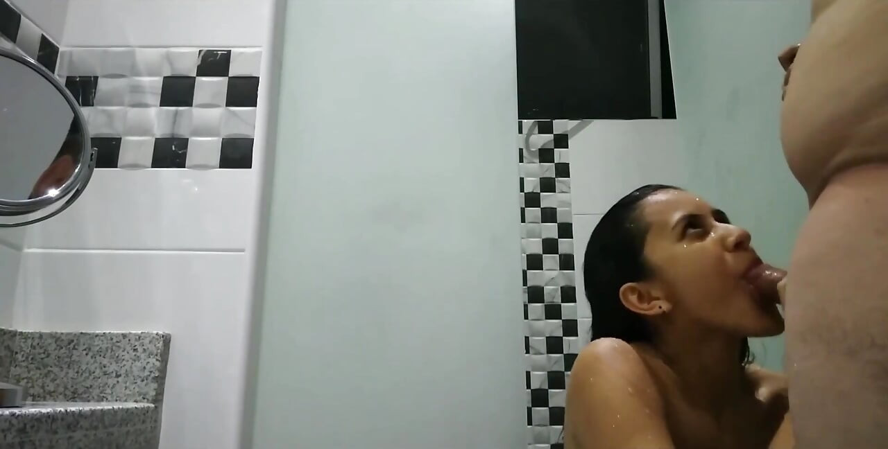 The Videos I Collected From My Secretary Asking Me for a Raise in Exchange for Sex